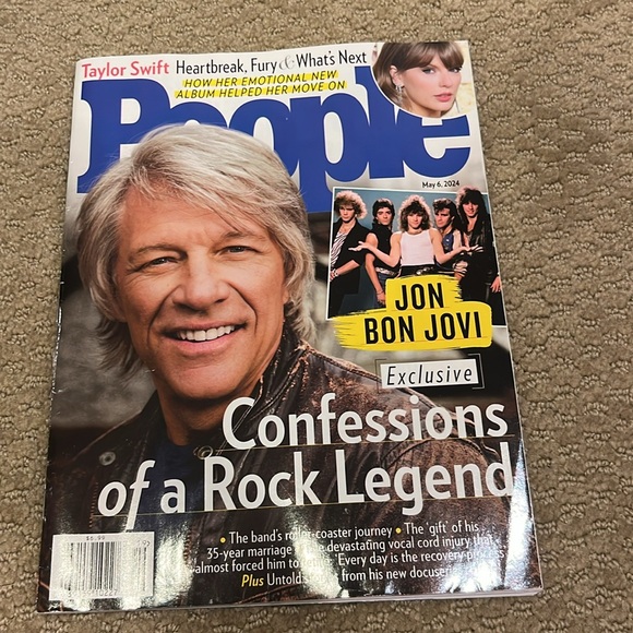 Assortment of Magazines/Puzzle Books - Picture 8 of 16